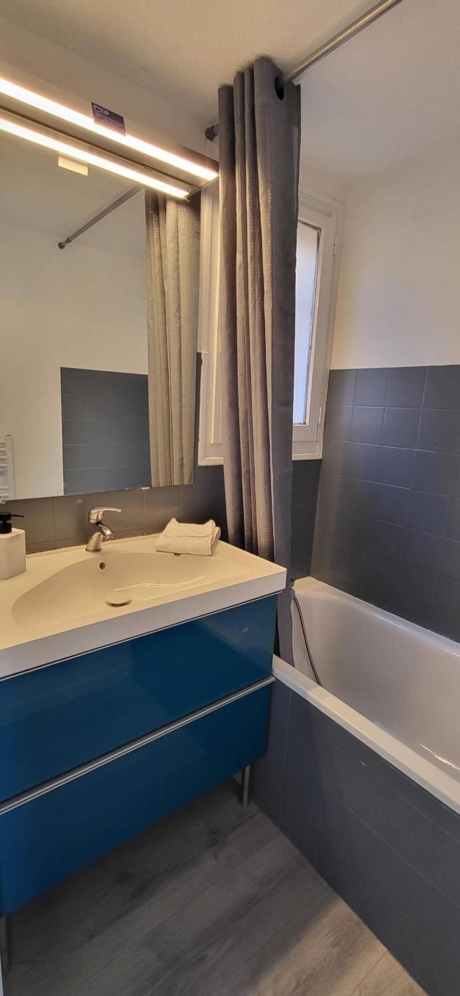 Appartement En Residence Avec Piscine Bandol Ngoại thất bức ảnh